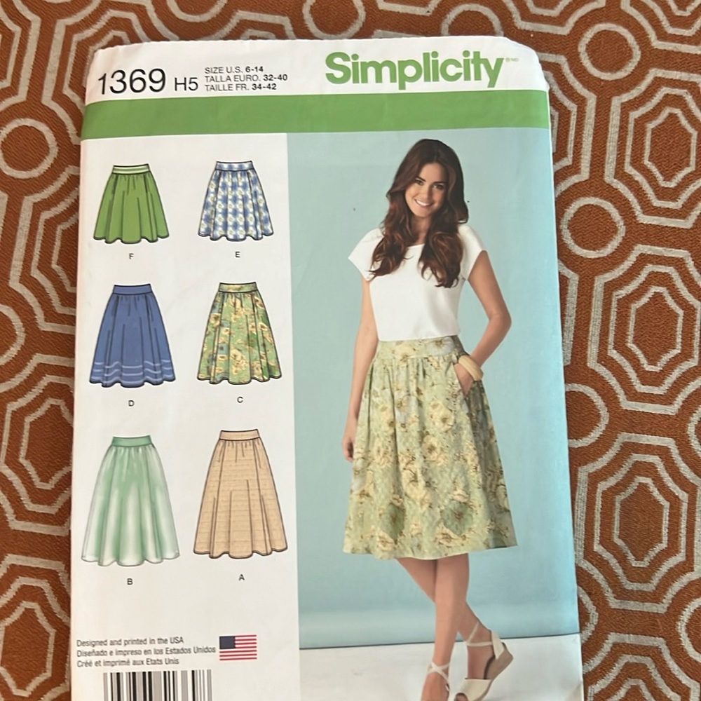 Simplicity Sewing Pattern S1369